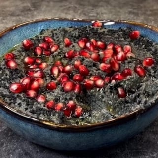 Aswad Hummus